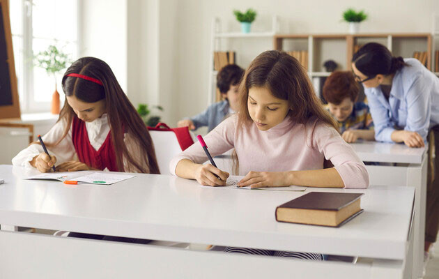 Меньше нагрузок и больше профиля: Сергей Бабак рассказал, какой будет 12-летняя школа
