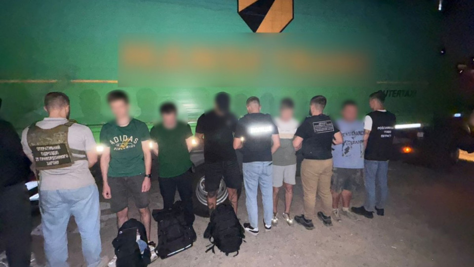 В Одесской области в фуре с товаром нашли троих уклонистов — за «путешествие» в Молдову они заплатили $48 тысяч