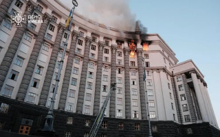 В Офісі Президента повідомили, що по Кабміну влучив «Іскандер» та розкрили деталі про ракету