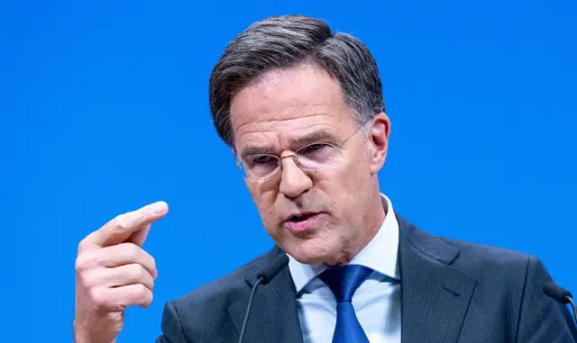 Генсек НАТО Рютте на связи с польским руководством