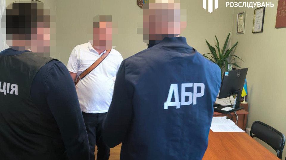 Хабарі передавали у коробках з-під кави — на Львівщині викрили масштабну корупційну схему у системі пробації