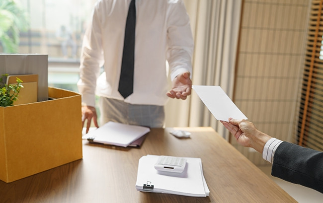 В Гоструда разъяснили, может ли работодатель уволить работника за несоответствие должности