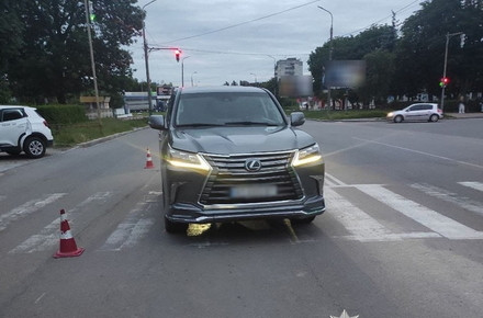 Збив дитину на електросамокаті — у Житомирській області судили водія Lехus