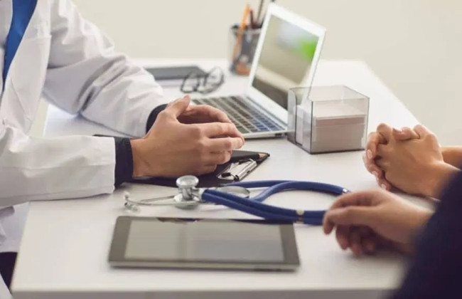 Новые больницы, чекапы и зарплаты медикам – какие изменения одобрил Кабмин в медицине