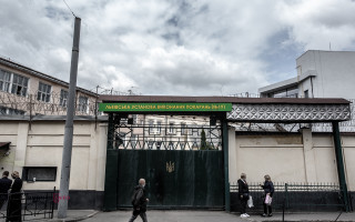 Верховный Суд высказался о зачислении в период отбывания наказания времени пребывания осужденного в учреждении отбывания наказания до избрания меры пресечения