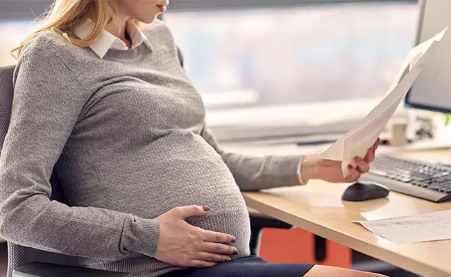 Невиплата лікарняних після важких пологів: які права має жінка і куди звертатися