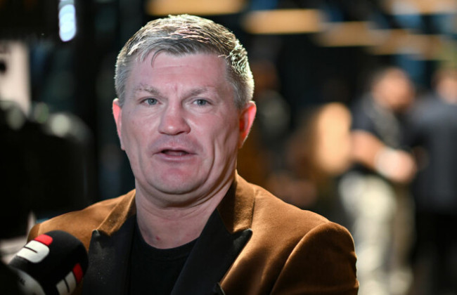 Ушел из жизни британский боксер Рикки Хаттон