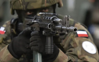 Понад 20 тисяч поляків записалися на добровільні військові курси