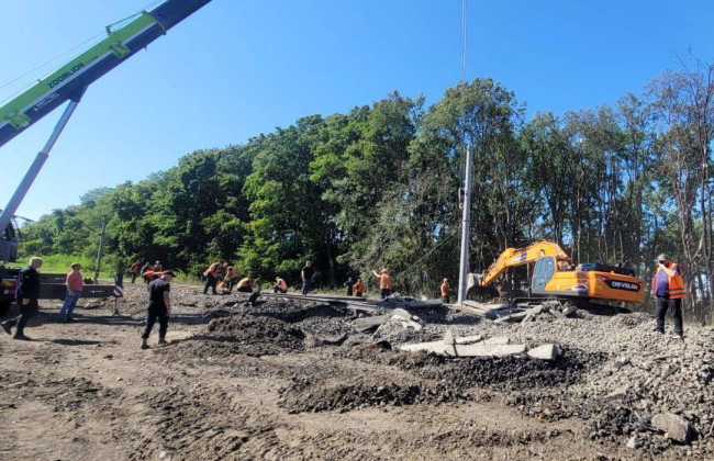 Повреждение железнодорожной инфраструктуры в районе Боярки Киевской области — продолжается ликвидация и расследование