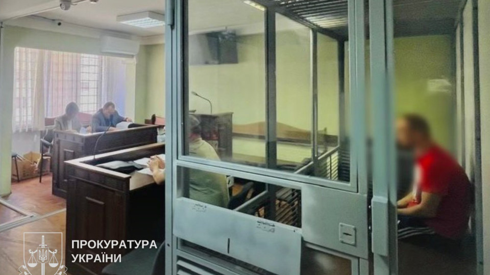 На киевской Оболони мужчина за час ограбил двух детей