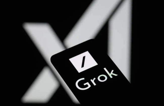 Компания Илона Маска уволила 500 сотрудников из команды, обучавшей чат-бот Grok