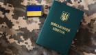 Почти 21 тысяча украинцев за рубежом автоматически стали на воинский учет после обновления паспортов