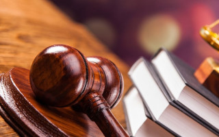 9 тисяч євро і 13 тисяч доларів: на Львівщині викрили «бізнес» на переправленні чоловіків