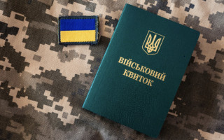 Майже 21 тисяча українців за кордоном автоматично стали на військовий облік після оновлення паспортів