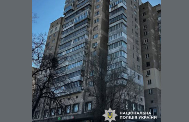 В Киеве двое мужчин задним числом «выдали замуж» умершую женщину, чтобы получить ее квартиру