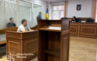 Збив жінку та втік з місця ДТП: суд продовжив арешт експрацівнику прокуратури Андрію Молочному