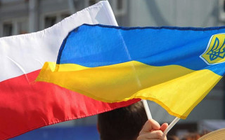 Українців в Польщі щомісячно перевірятимуть – хто в зоні ризику втрати соцдопомоги