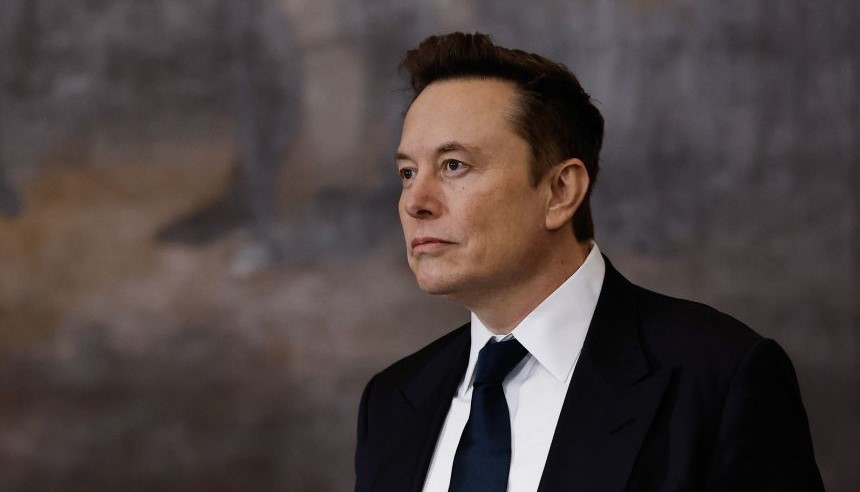 Илон Маск впервые за пять лет скупил акции Tesla на $1 млрд