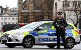 Поліція Британії затримала двох чоловіків за запуск дронів над Віндзором перед візитом Трампа