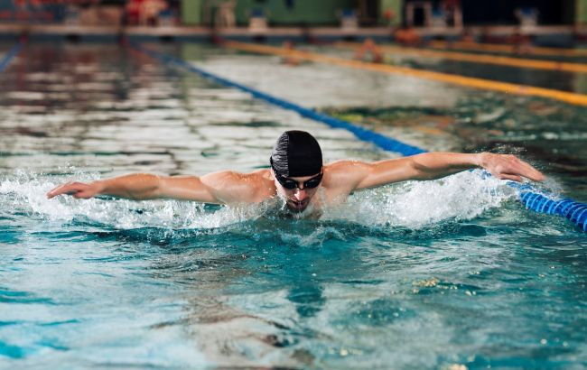 У МОЗ роз'яснили, чи мають право вимагати довідку від лікаря в басейні