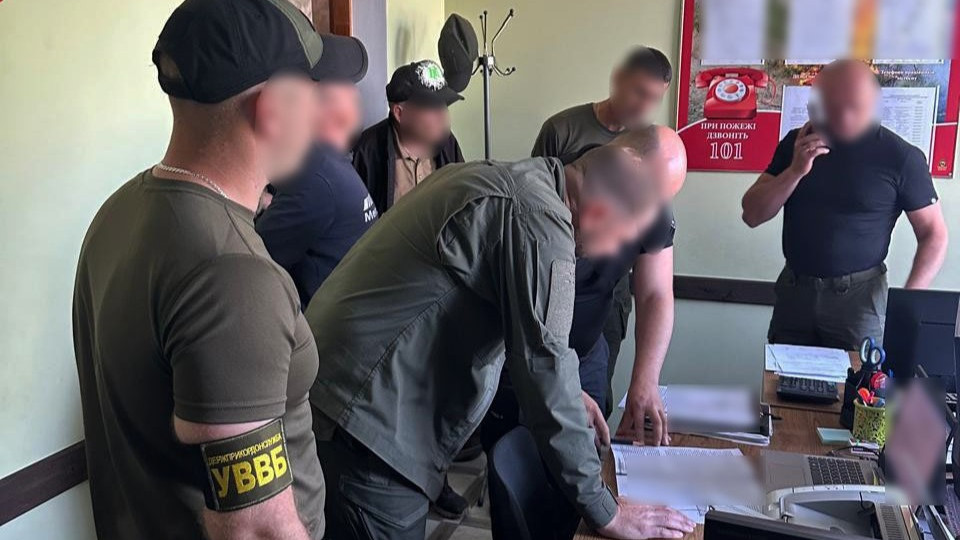 На Волині судитимуть прикордонника та його спільників за незаконну вирубку лісу
