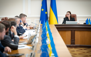Кабмин предлагает ввести базовую социальную помощь с 2026 года — детали законопроекта