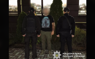 В Ирпене мужчина угрожал гранатой бывшей девушке — хотел отобрать подаренный телефон