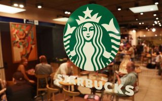 В США бариста подали в суд на Starbucks — компания отказалась компенсировать стоимость новой униформы