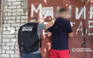 В Одесской области задержали мужчину, который «гарантировал» сдачу экзаменов в сервисных центрах за $2 тысячи