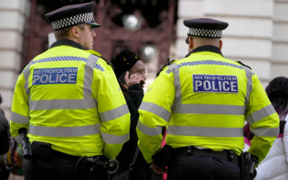 В Великобритании предъявили обвинения двум хакерам за атаку на лондонское метро и автобусы