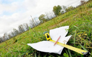 Частное общество в Ровенской области самовольно заняло почти 1 га земли — что решил суд