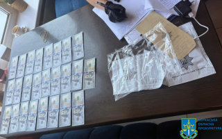 В Черкассах будут судить мужчину, который обещал «решить вопрос» с отсрочкой от мобилизации за $5500