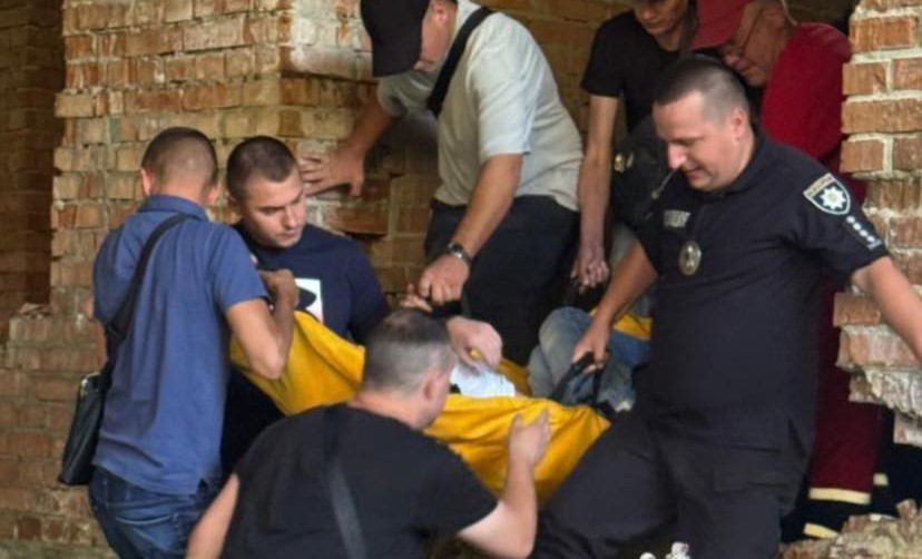 На Львівщині через два дні пошуків знайшли 16-річного підлітка в тяжкому стані