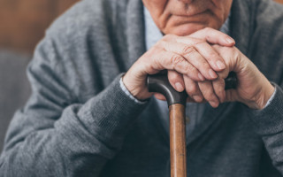 Хто має право на достроковий вихід на пенсію за шкідливі умови праці