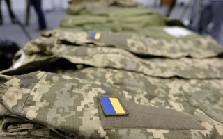 Военные контракты для 60+: кто и на каких условиях может служить