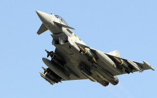 Британские истребители Typhoon начали патрулирование неба над Польшей