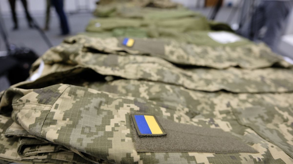 Военные контракты для 60+: кто и на каких условиях может служить