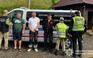 Транспортували на «швидкій» — на Закарпатті викрили схему втечі військовозобов’язаних за $10 тисяч