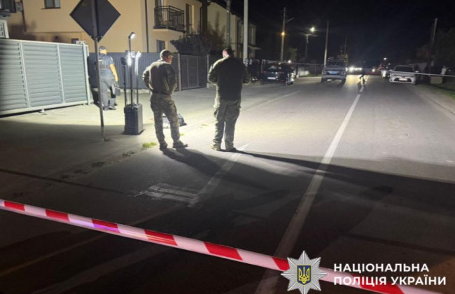 Под Львовом прогремел взрыв: повреждены окна и автомобили, на месте работает полиция