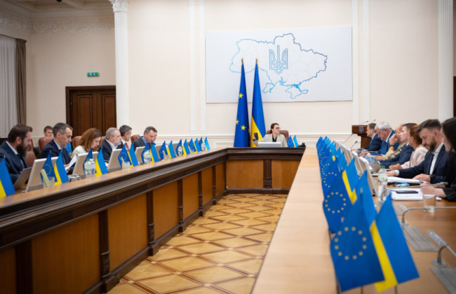 Нова модель пенсійної системи та перехід від соціальної підтримки за статусом до адресної допомоги «за потребами» – програма діяльності уряду