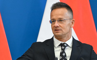 Угорщина не відмовиться від російської нафти, попри заклики Трампа, — Петер Сіярто