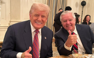 Сенатор-республиканец Грэм выразил поддержку идеи третьего президентского термина для Трампа