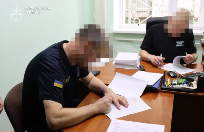 Завысил стоимость спасательных комплектов: на Хмельнитчине будут судить экс-чиновника из ГСЧС