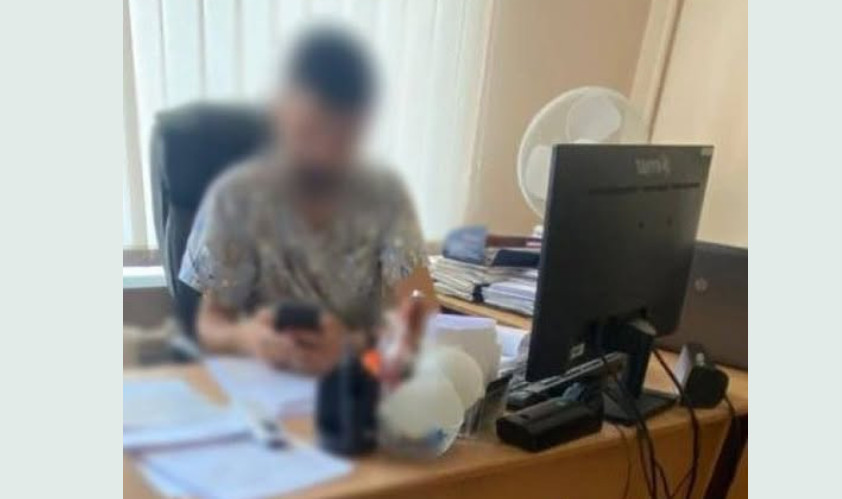 В Киеве будут судить хирурга частной клиники, который сделал пластику груди пациентке с онкологией