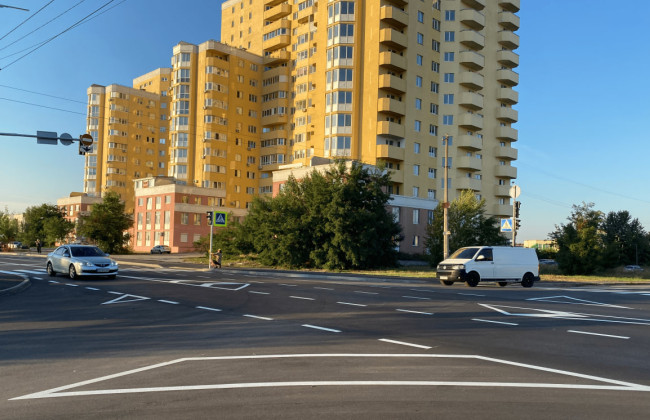 В Дарницком районе на одном из перекрестков введена новая схема организации дорожного движения