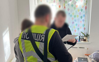 В Черновцах ликвидировали мошеннический колл-центр, который обманул казахстанцев на 70 млн грн