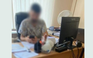 У Києві судитимуть хірурга приватної клініки, який зробив пластику грудей пацієнтці з онкологією