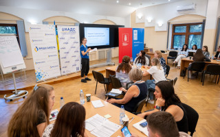 Уряд сформував резерв із понад 3 тисяч держслужбовців для роботи на деокупованих територіях