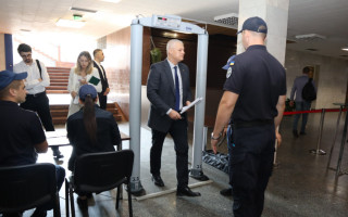 Кабмин установил дополнительное вознаграждение сотрудникам Службы судебной охраны, работающим на территориях активных или возможных боевых действий