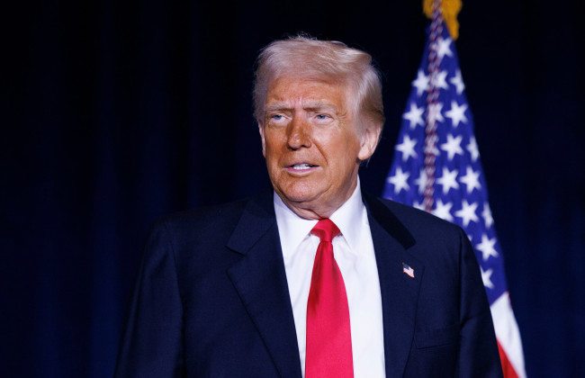 Трамп ввел 100% тариф на импортные лекарства